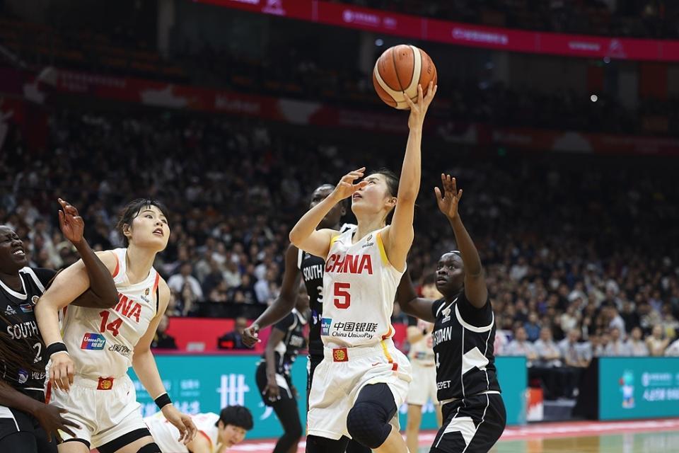 开云中国-家有一老如有一宝！老将王思雨轰17分5板6助，赛后三字点爆发真因